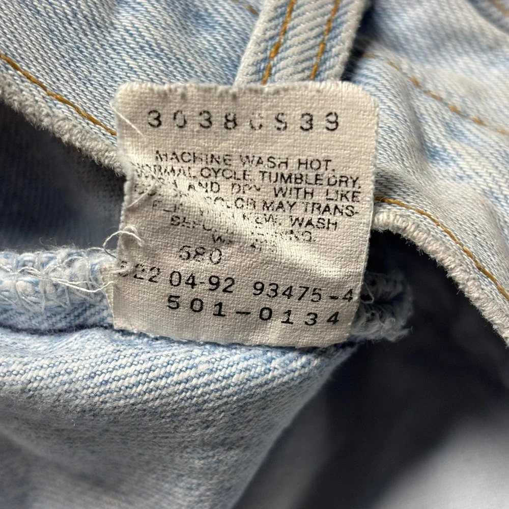 Vintage Levi's 501 Jeans Mens 36x32 Light Blue 90s USA Button Fly Straight Leg